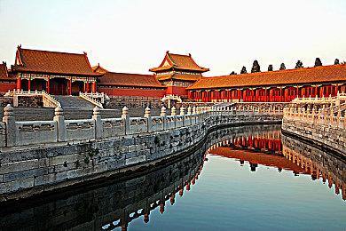 《街头霸王6》21分钟实机演示 隆、春丽登场